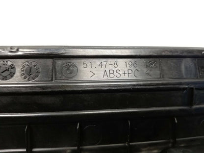01 02 03 04 05 BMW E46 Sdn Rear Right Pass Door Sill Plate Cover Trim OEM