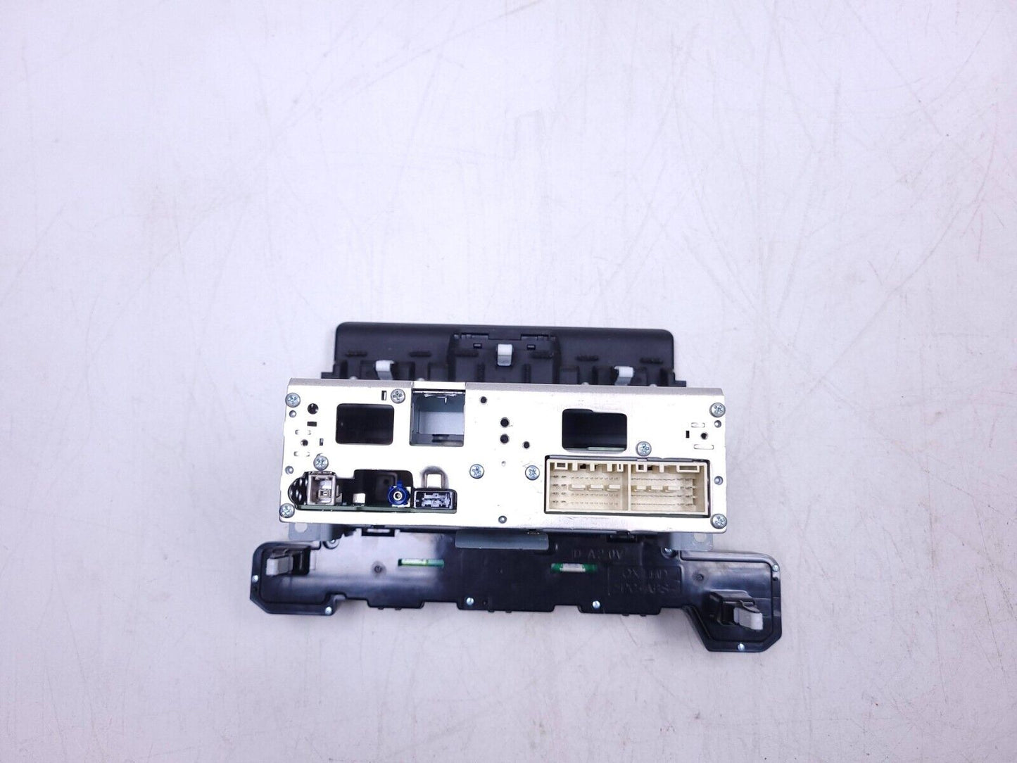 20 21 22 Hyundai Venue 8" Audio Multimedia Display Radio Receiver 96160k2893 OEM