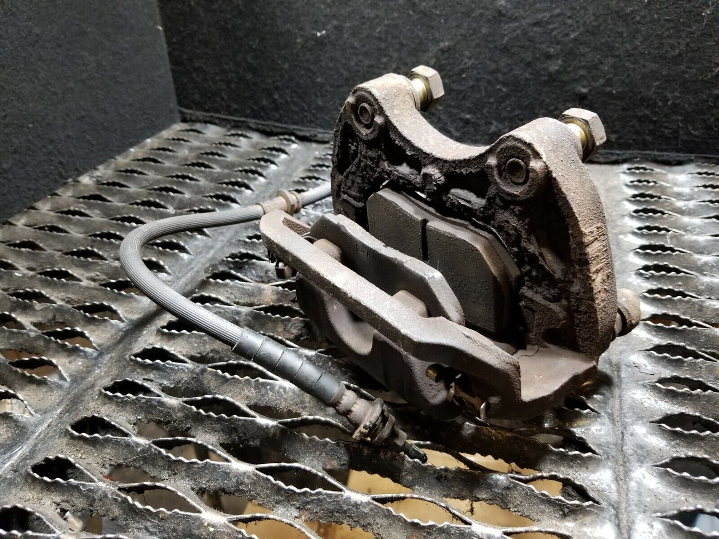 04 05 06 07 08 Nissan Maxima Front Left Driver Side Brake Caliper OEM 110k Miles