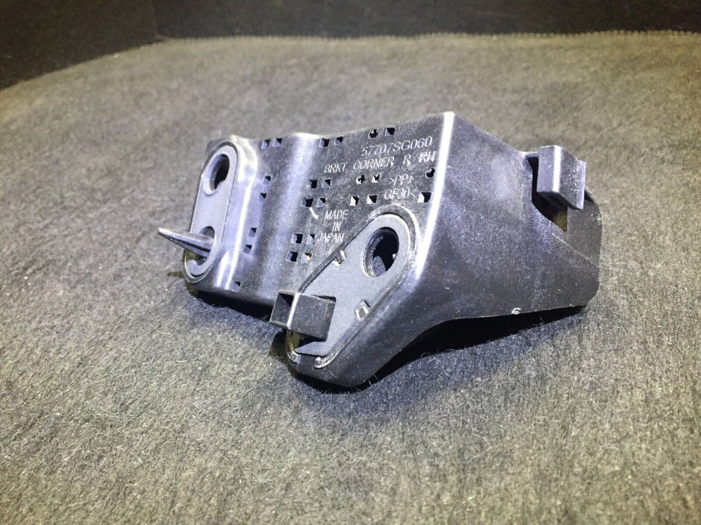 14 15 16 Subaru Forester Rear Bumper Corner Support Bracket Right Pass Side OEM