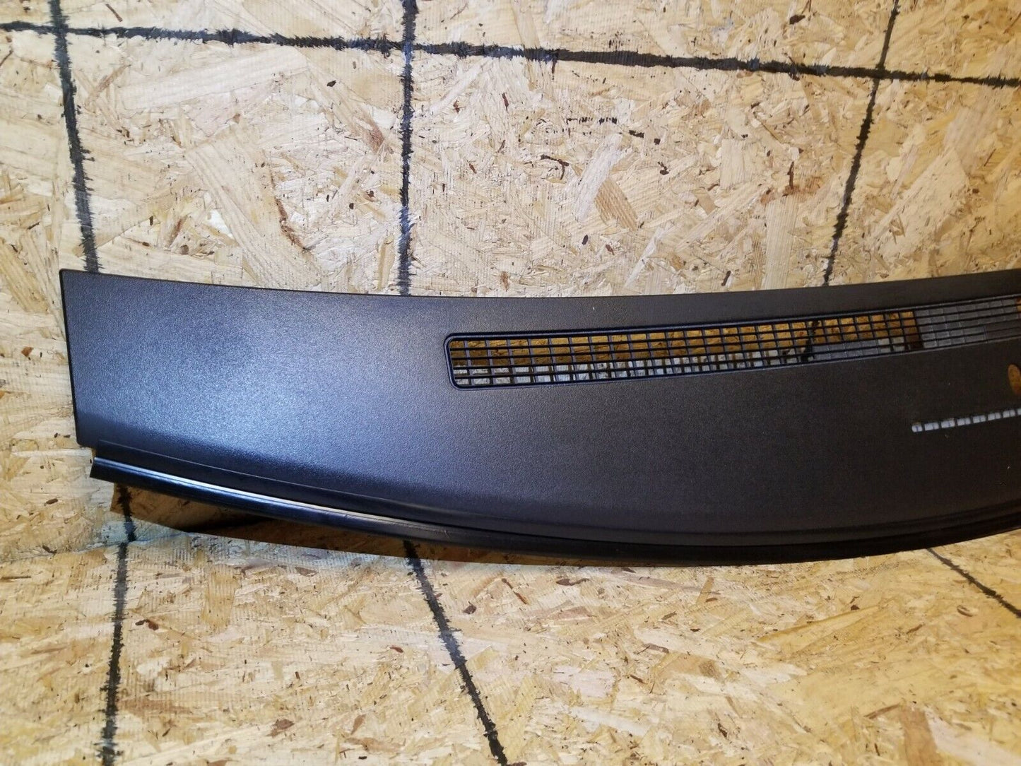 03 04 05 06 07 08 09 10 11 Lincoln Town Car Dashboard Dash Pad Upper  OEM 65k