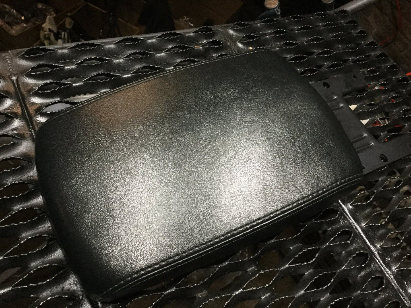 2006 2007 2008 Nissan Maxima Armrest Arm Rest Center Console OEM