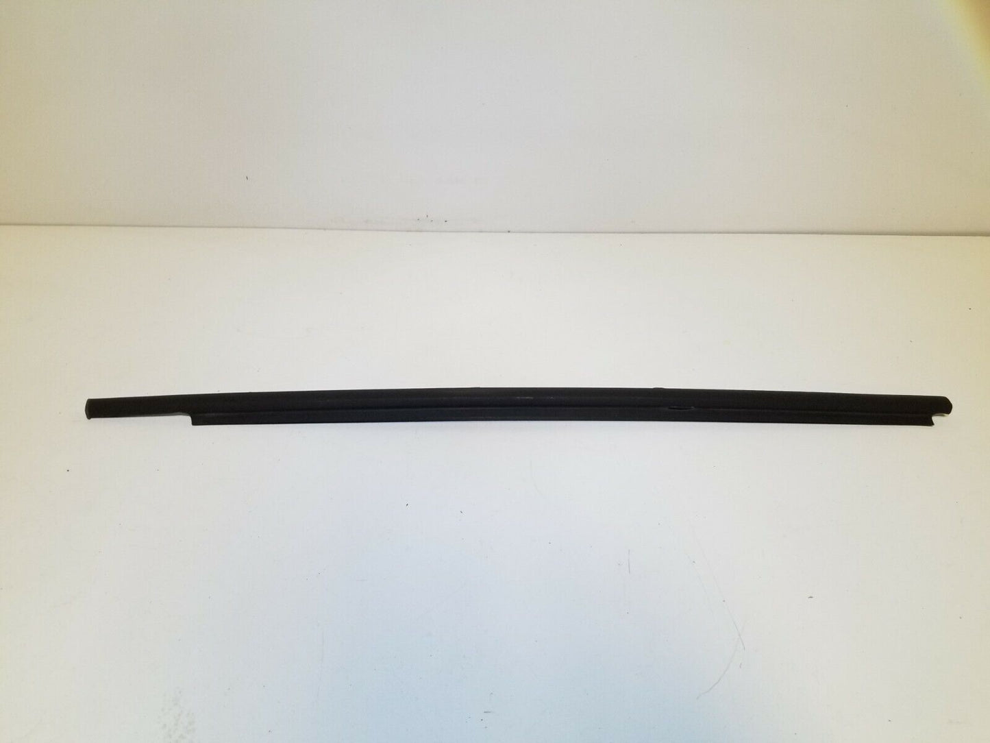 04 05 06 Scion Xa Rear Right Pass Door Window Belt Seal Molding OEM