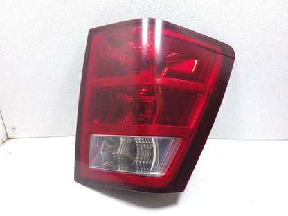 2006 - 2010 Jeep Grand Cherokee Tail Light Passenger Side Right 55156614af OEM