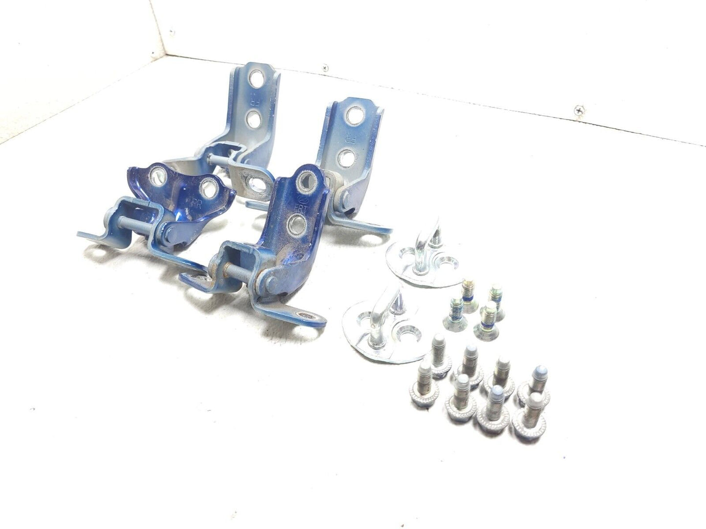 13 14 15 16 Hyundai Veloster Hinge Front & Rear Door Passenger Right Side OEM