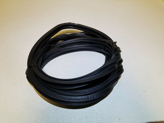 11 12 13 14 15  Audi Q7 Rear Right Pass Door Weatherstrip Seal OEM 87k Miles