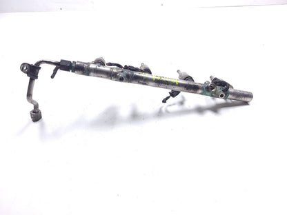 14-17 Volkswagen Passat Fuel  Rail Injection W/ Injectors 1.8t OEM