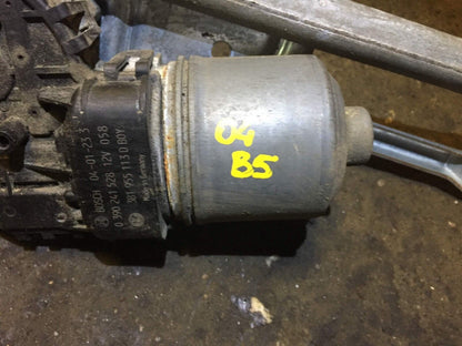 02 03 04 05 Volkswagen Passat Windshield Wiper Motor Transmission OEM D23