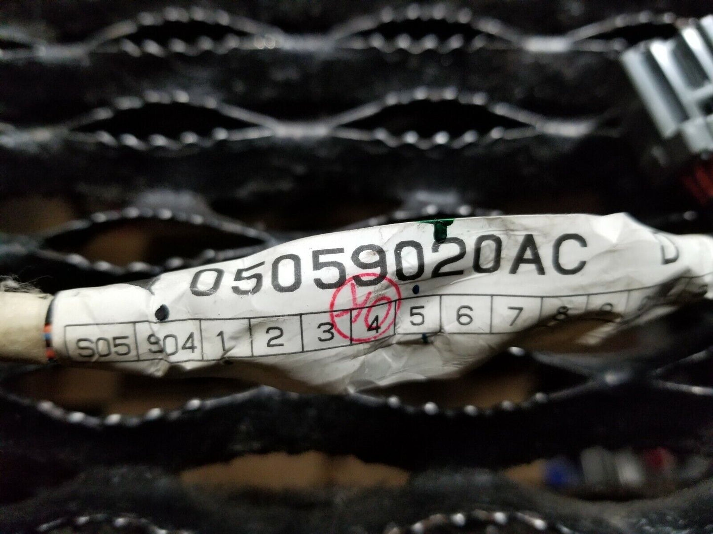 05 06 07 Dodge Magnum Rear Left Driver Side Door Wire Harness OEM