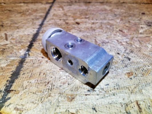 14 15 16 Kia Forte A/c Expansion Valve OEM 27k