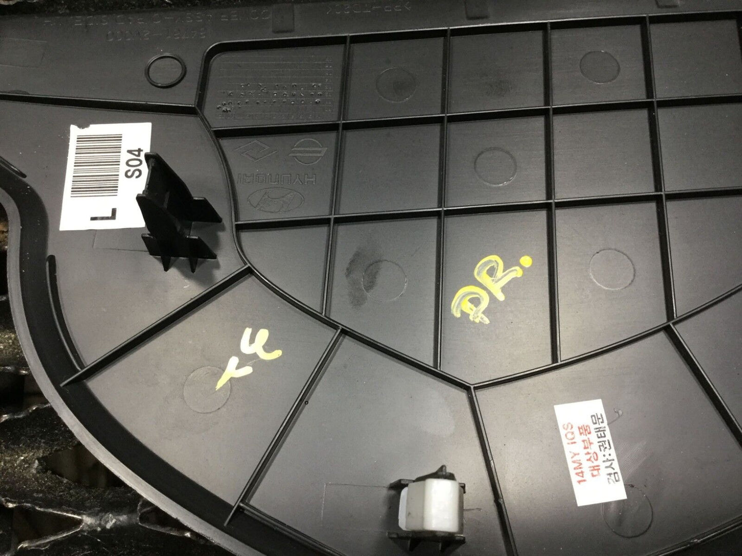 11 12 13 14 15 Hyundai Veloster Left Driver Dash End Cap Trim Cover OEM