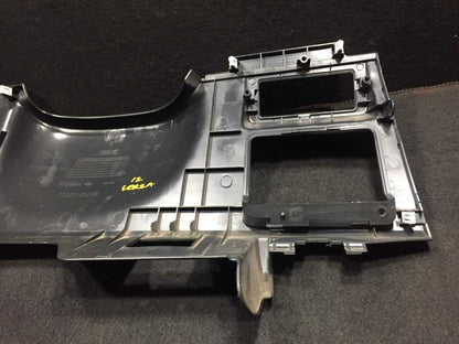 07 08 09 10 11 12 Nissan Versa Dash Left Driver Side Knee Trim Panel OEM D17