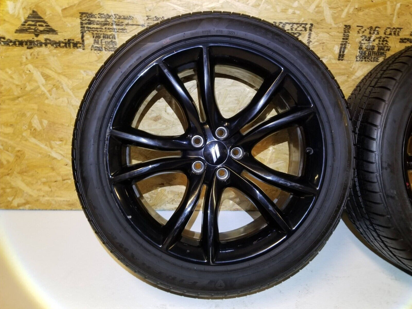 15 16 17 18 Dodge Challenger Alloy Wheel Rim & Tire 245/45r20 2pcs OEM