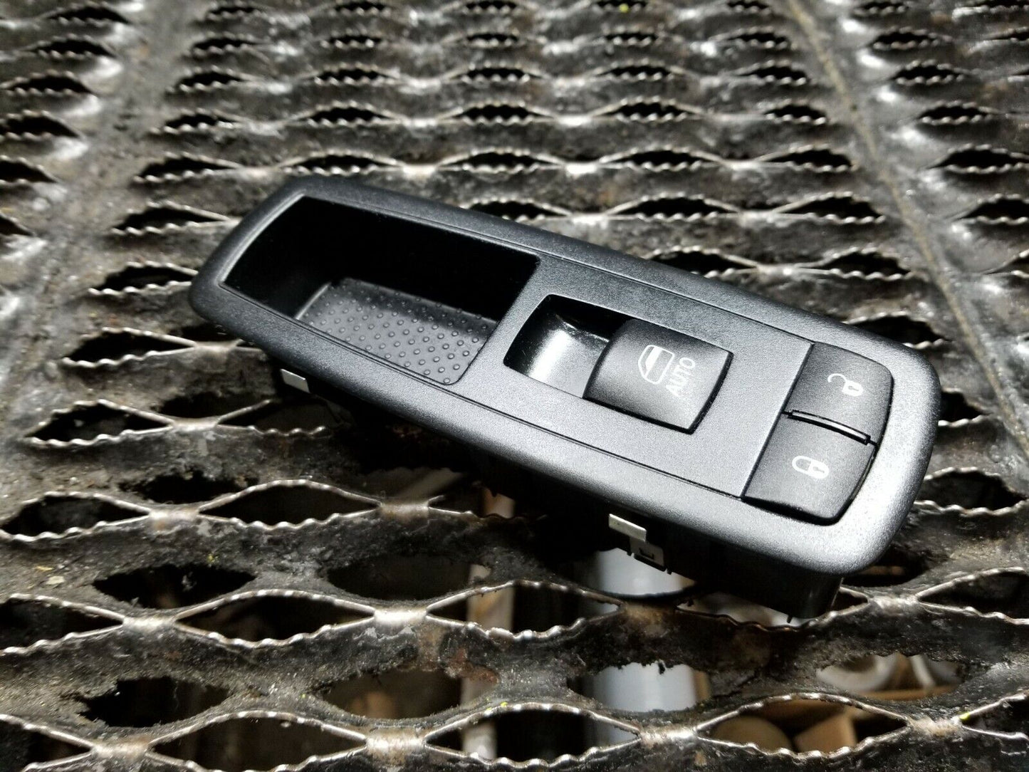 14 2014 Dodge Grand Caravan Front Passenger Right Power Window Switch OEM