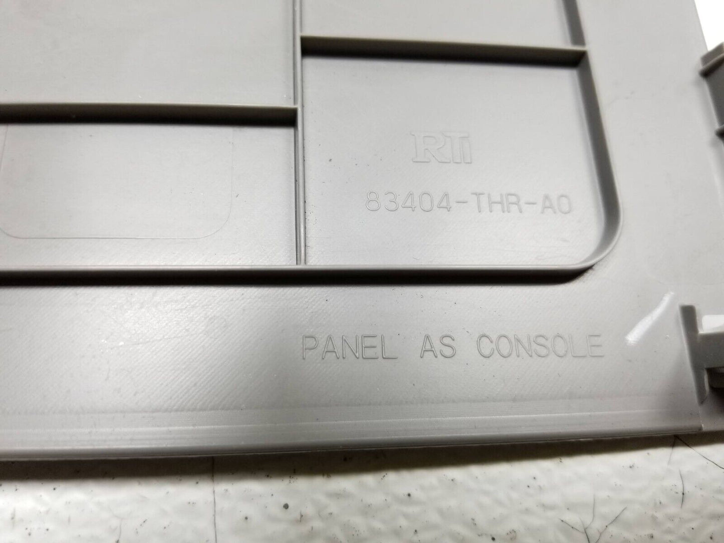2018 - 2022 Honda Odyssey Center Console Side Trim Panel Cover Right Pass OEM