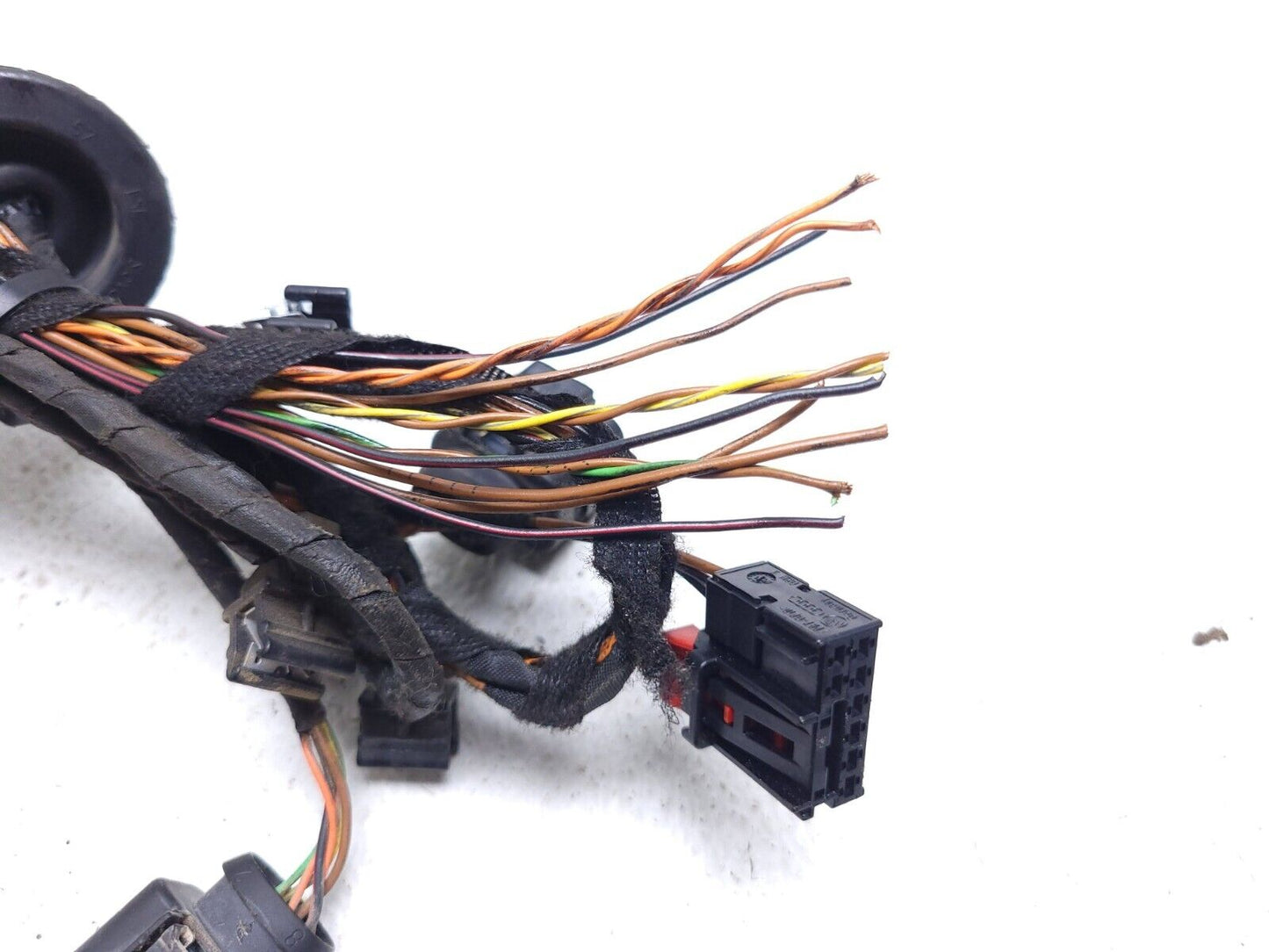 16-19 Volkswagen Passat B7 Rear Bumper Wire Harness OEM