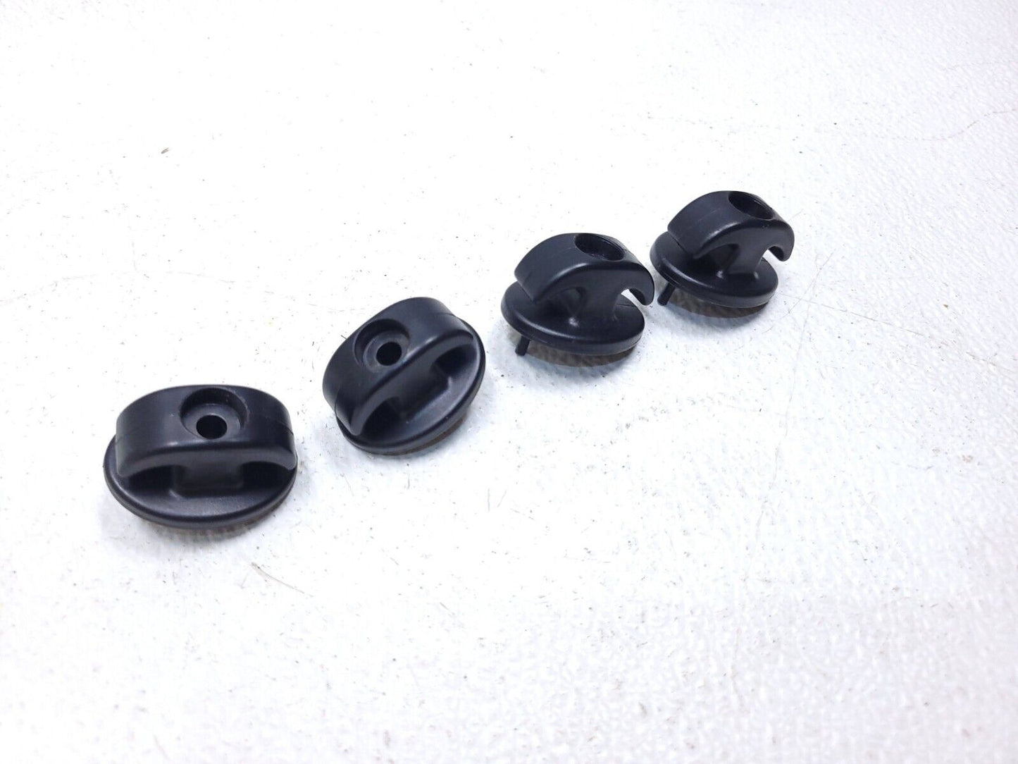 06 07 08 09 10 11 Mercedes Ml500 Trunk Cargo Hook 4pcs OEM