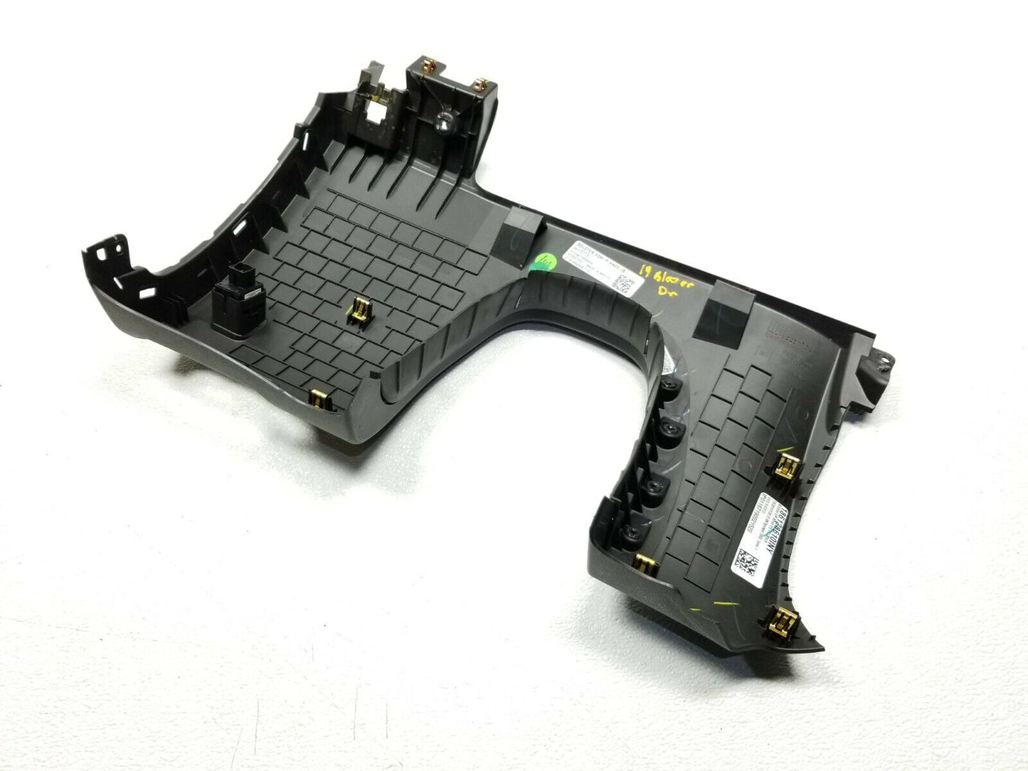 19 20 Chevrolet Blazer Front Left Driver Lower Knee Panel Bolster OEM 11k Miles