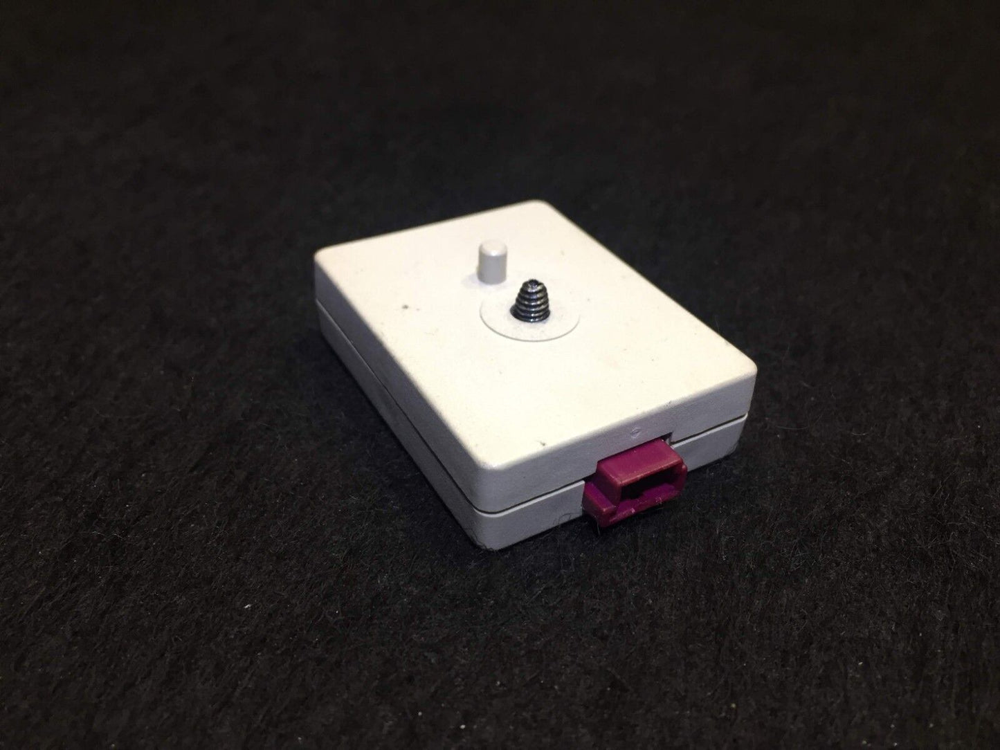 04 05 06 07 08 09 10  BMW X3 E83 Antenna Amplifier Suppression Filter OEM D34