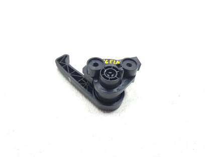 14 15 16 Hyundai Elantra Hood Release Handle OEM