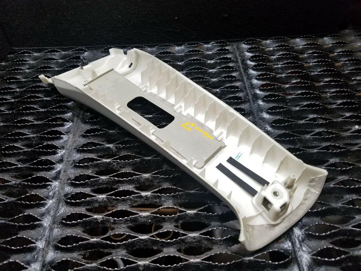 09 10 11 12 13 14 Nissan Maxima Center Upper B Pillar Cover Right Pass Side OEM