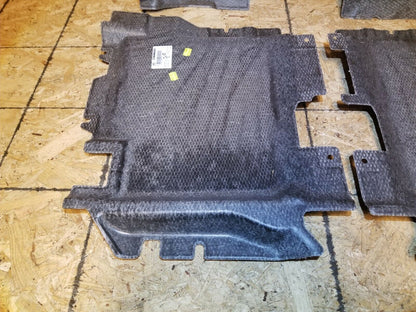 07 08 09 10 Mercedes-benz R350 Floor Panel 4pcs OEM
