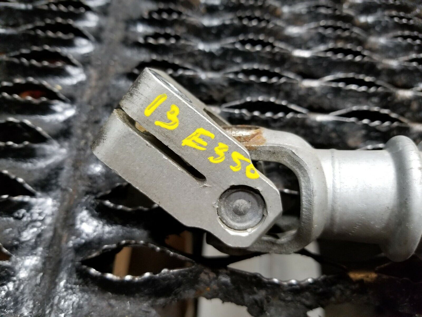 10 11 12 13 Mercedes E350 W212 Steering Column  Shaft OEM 39k