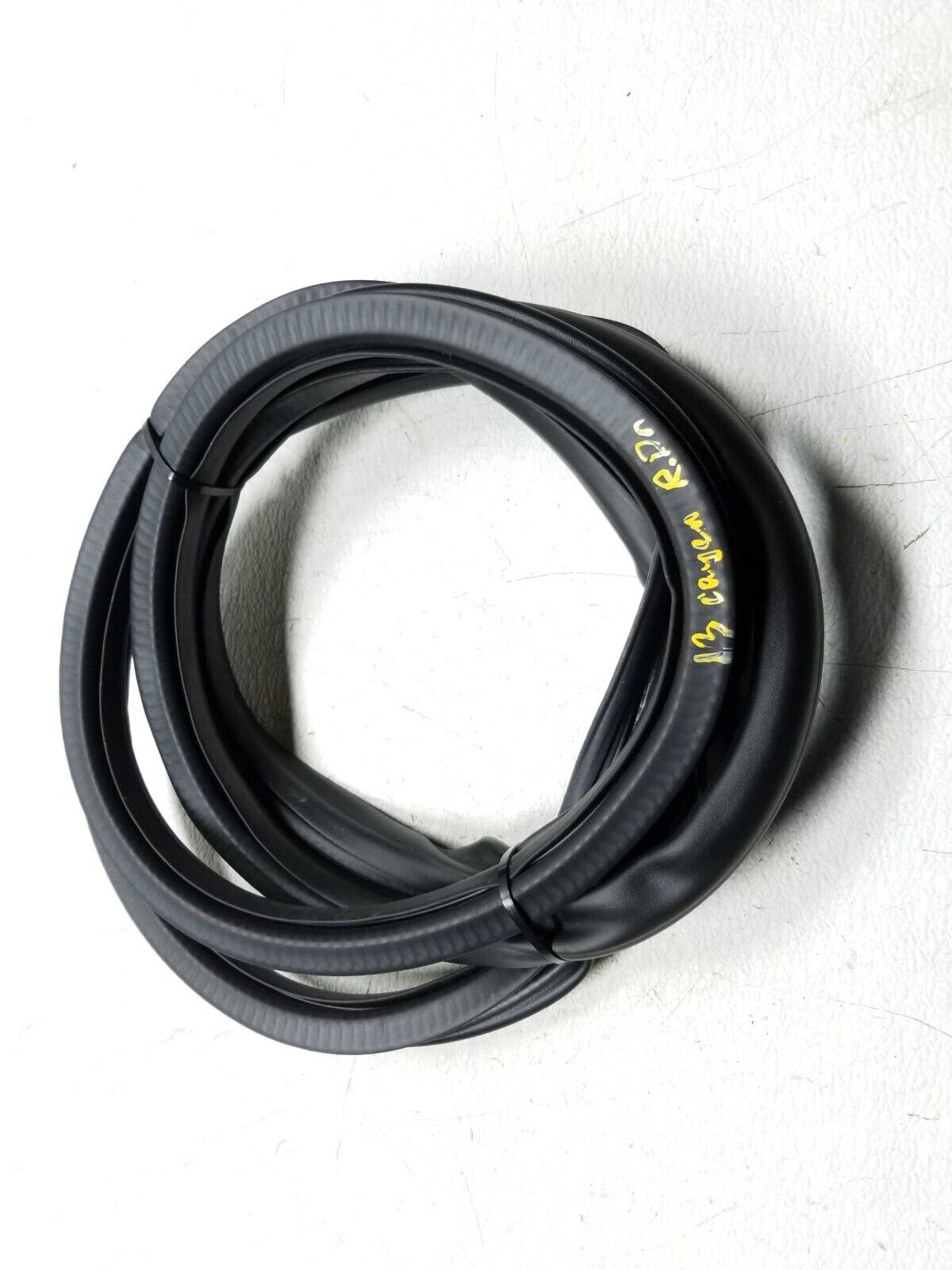 2011 - 2014 Porsche Cayenne Rear Left Driver Side Door Weatherstrip Seal OEM