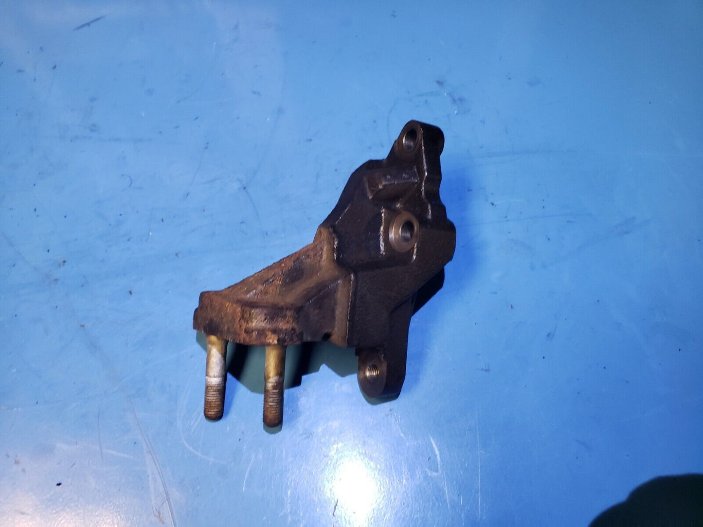 06 07 08 09 10 Kia Rio5 1.6l Engine Mount Bracket OEM