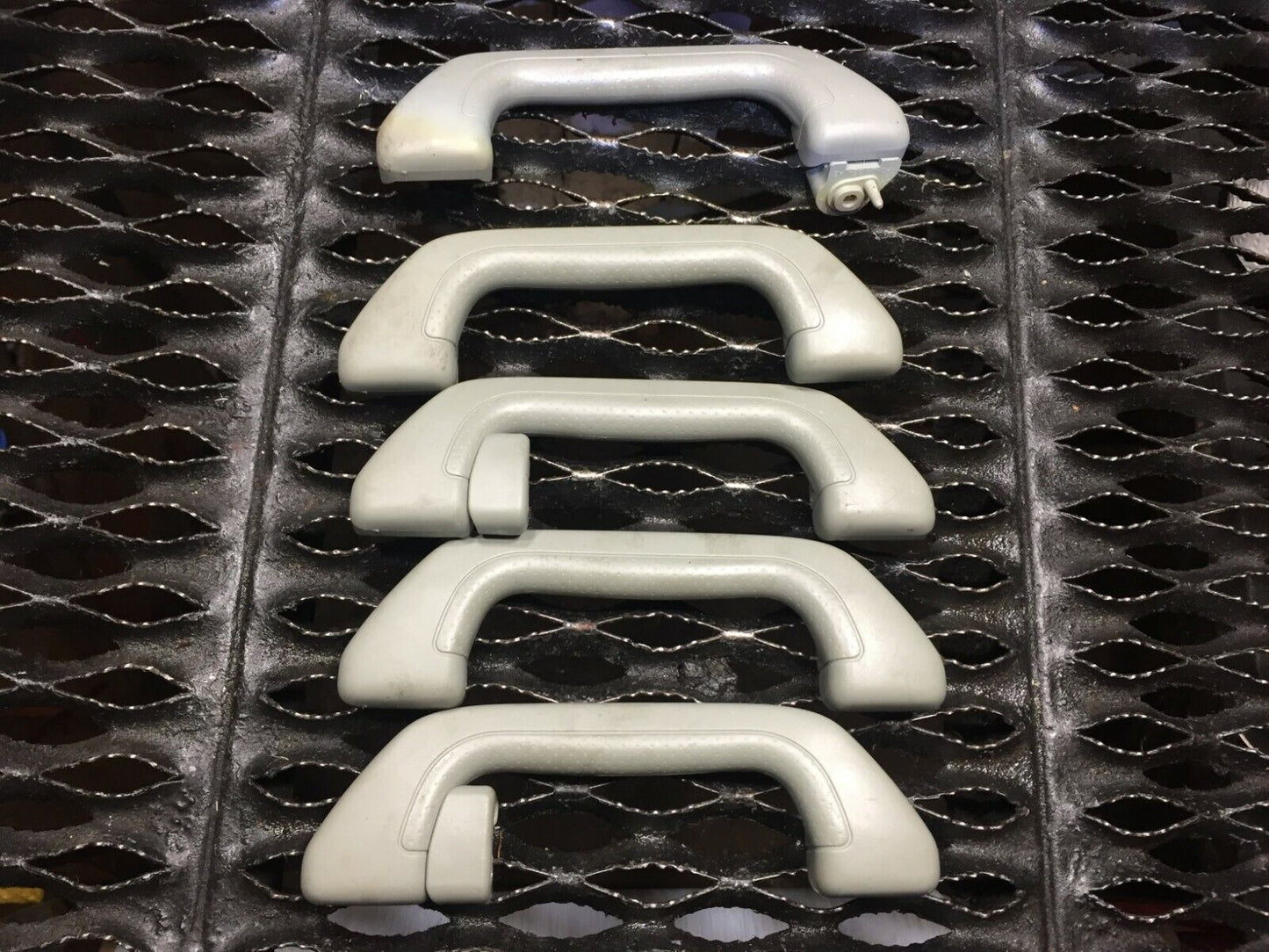 08 09 10 Honda Odyssey Roog Grab Handle  OEM D43