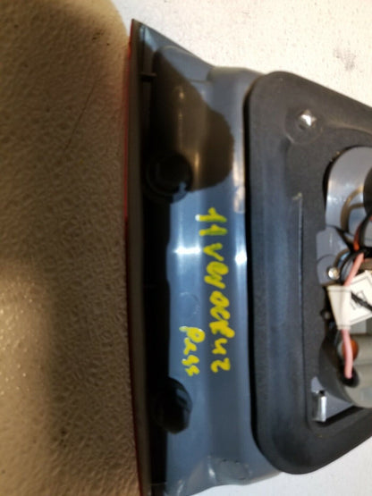 07 08 09 10 11 12 Hyundai Veracruz Right Passenger Inner Tail Light OEM