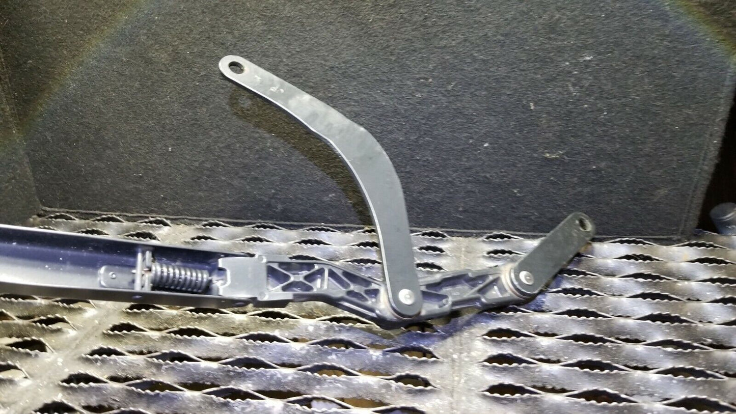12 13 14 15 Toyota Prius Front Wiper Arm Right Passenger Side OEM