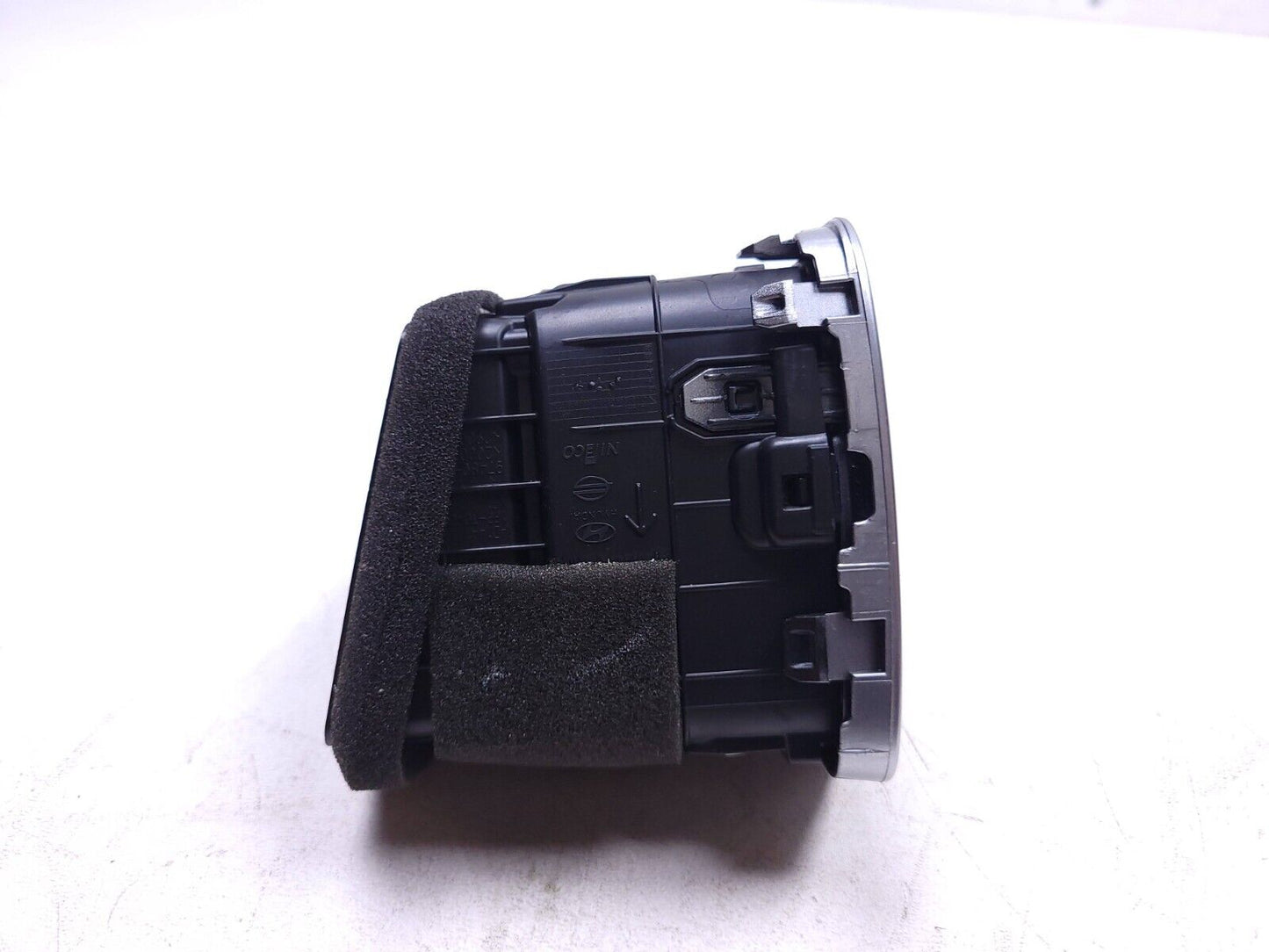 20 21 22 Hyundai Venue Dash Air Vent Left Driver Side OEM