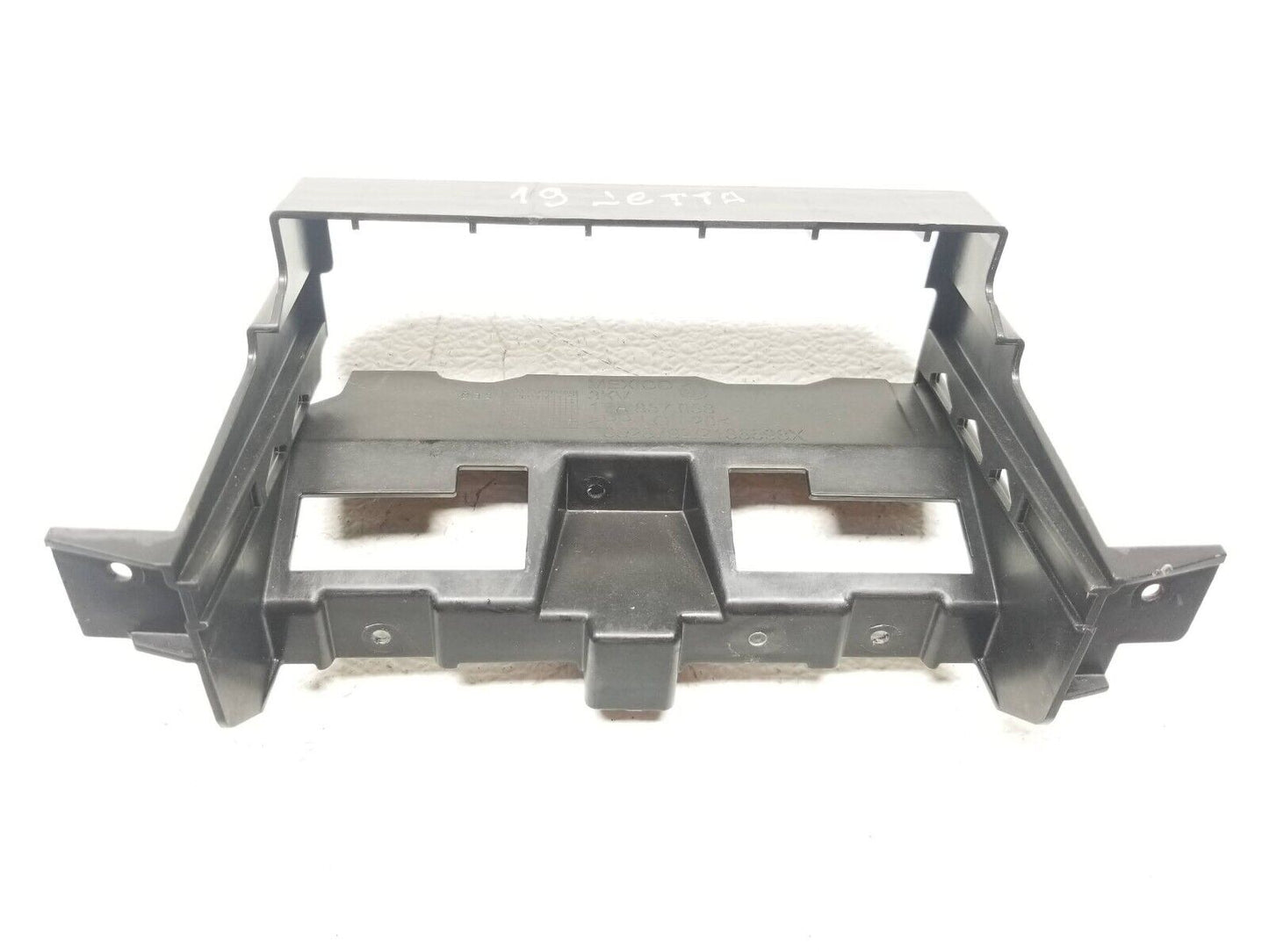 19 20 21 Volkswagen Jetta Storage Compartment Support Frame 17a857058 OEM