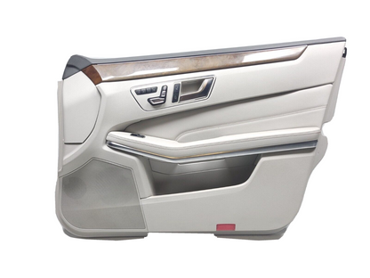 2011 - 2015 Mercedes E350 W212 Front Door Trim Panel Right Passenger Side OEM