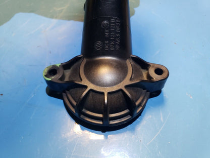 12 13 14 Volkswagen Passat 2.5l Thermostat Housing 07k121121b OEM