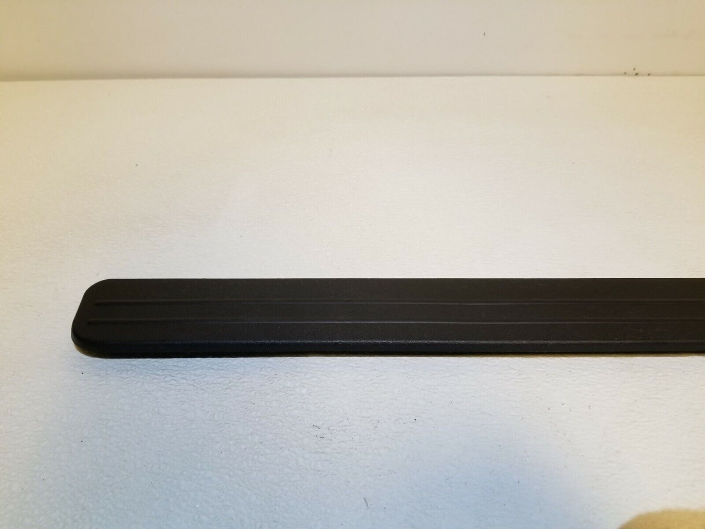 10 11 12 Hyundai Genesis Coupe Front Right Pass Door Step Sill Trim Panel OEM