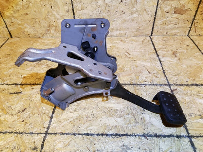 17 18 19 20 Cadillac Xt5 Brake Pedal OEM 34k
