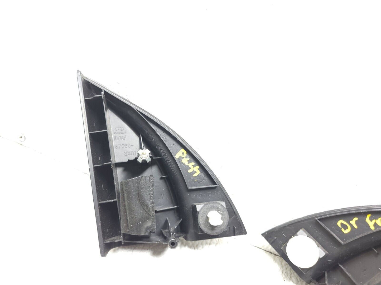 14 15 16 Hyundai Elantra Front Door Corner Molding Trim Left & Right OEM Sdn