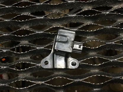 04 05 06 07 08 09 Toyota Prius Circuit Breaker Sensor G4845-47020   OEM