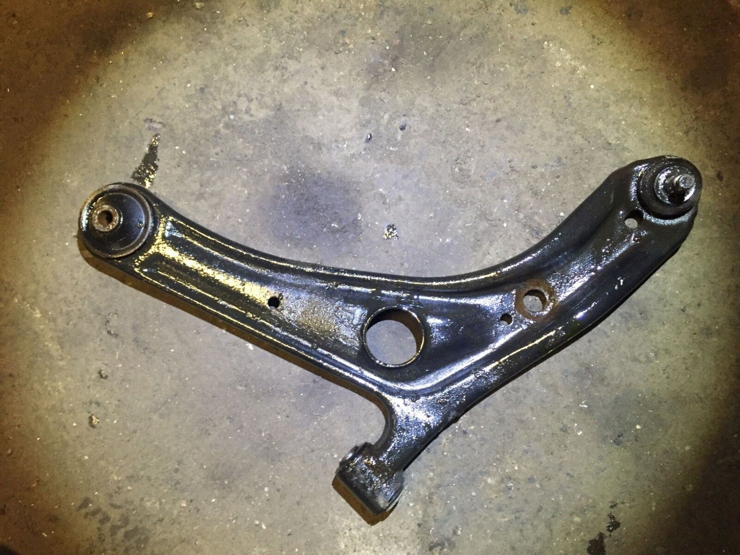 04 05 06 Scion Xa Front Left Driver Side Lower Control Arm OEM D18