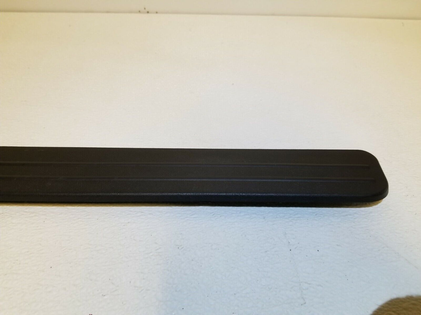 10 11 12 Hyundai Genesis Coupe Front Right Pass Door Step Sill Trim Panel OEM