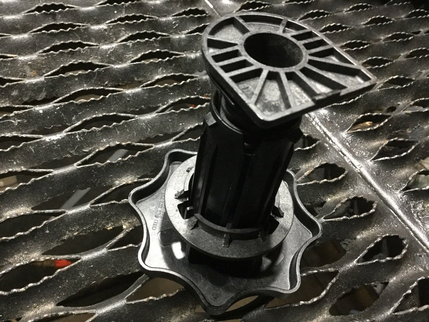 05 06 07 08 Audi A4 Spare Tire Holder OEM