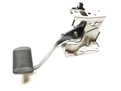 2012 - 2020 Dodge Journey 2.4l At Brake Pedal OEM
