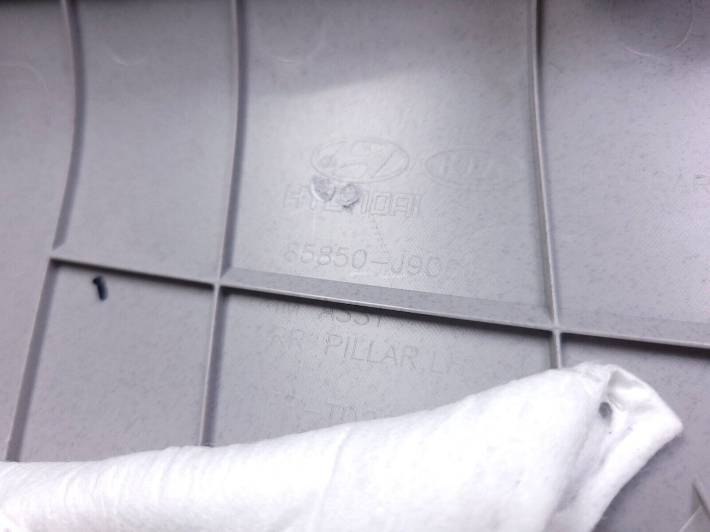 18-21 Hyundai Kona Rear C Pillar Trim Panel Cover Left & Right OEM