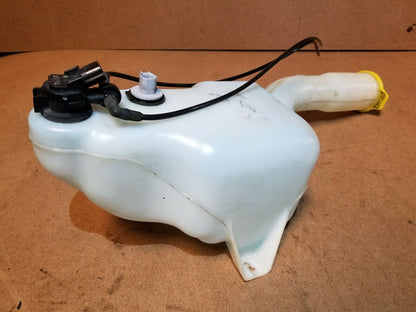 05 06 07 Dodge Magnum Washer Fluid Reservoir Tank 04805737aa OEM