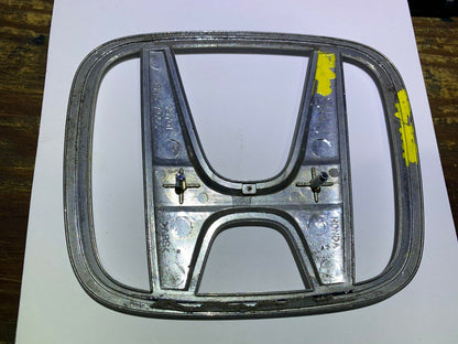 08 09 10 Honda Odyssey Emblem Rear OEM D43