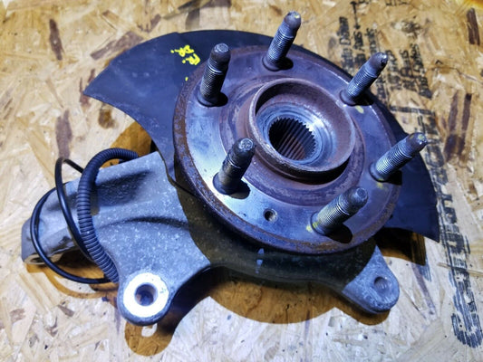 13 14 15 GMC Acadia Left Driver Front Spindle Knuckle Hub OEM