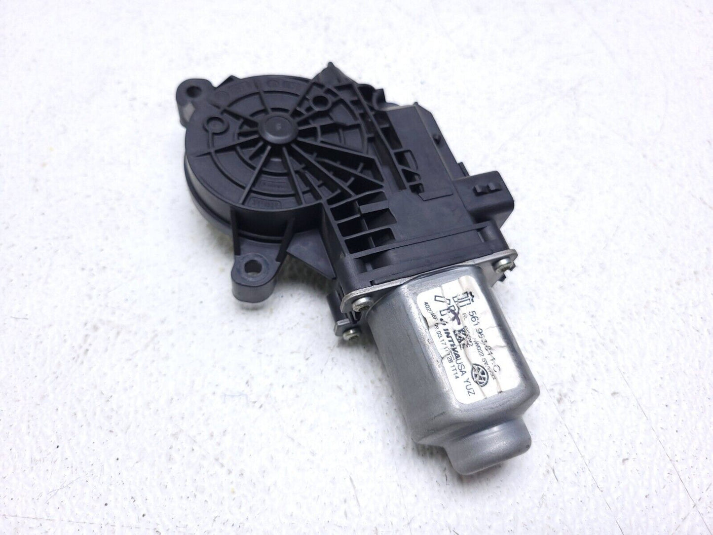 12-19 Volkswagen Passat Rear Window Motordriver Side Left 561959811c OEM