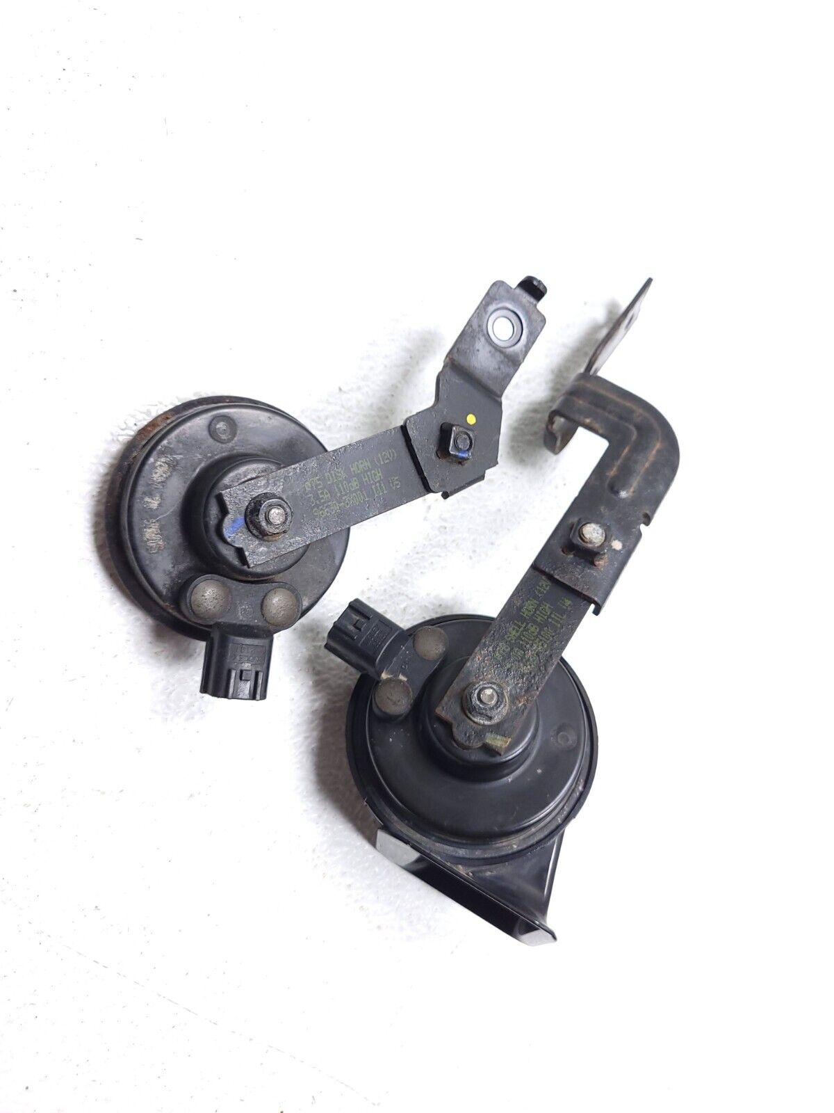 14 15 16 17 Hyundai Elantra Gt Horn Signal Pair OEM